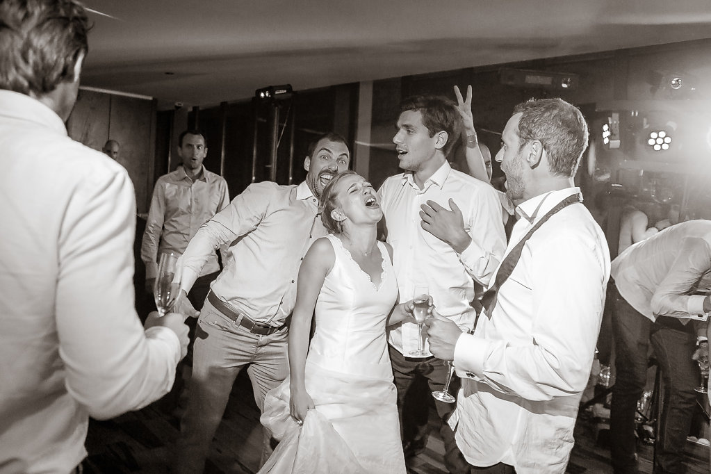 Lucie & Cesar - a wedding in Annecy-le-vieux