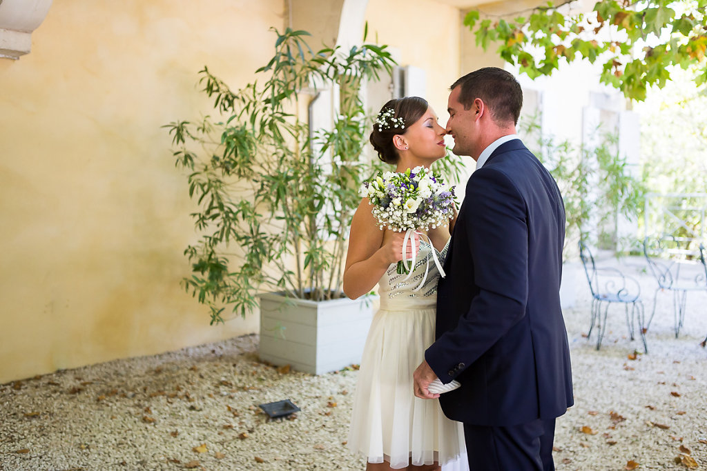 Marine & Guillaume - a wedding in Luberon, Provence